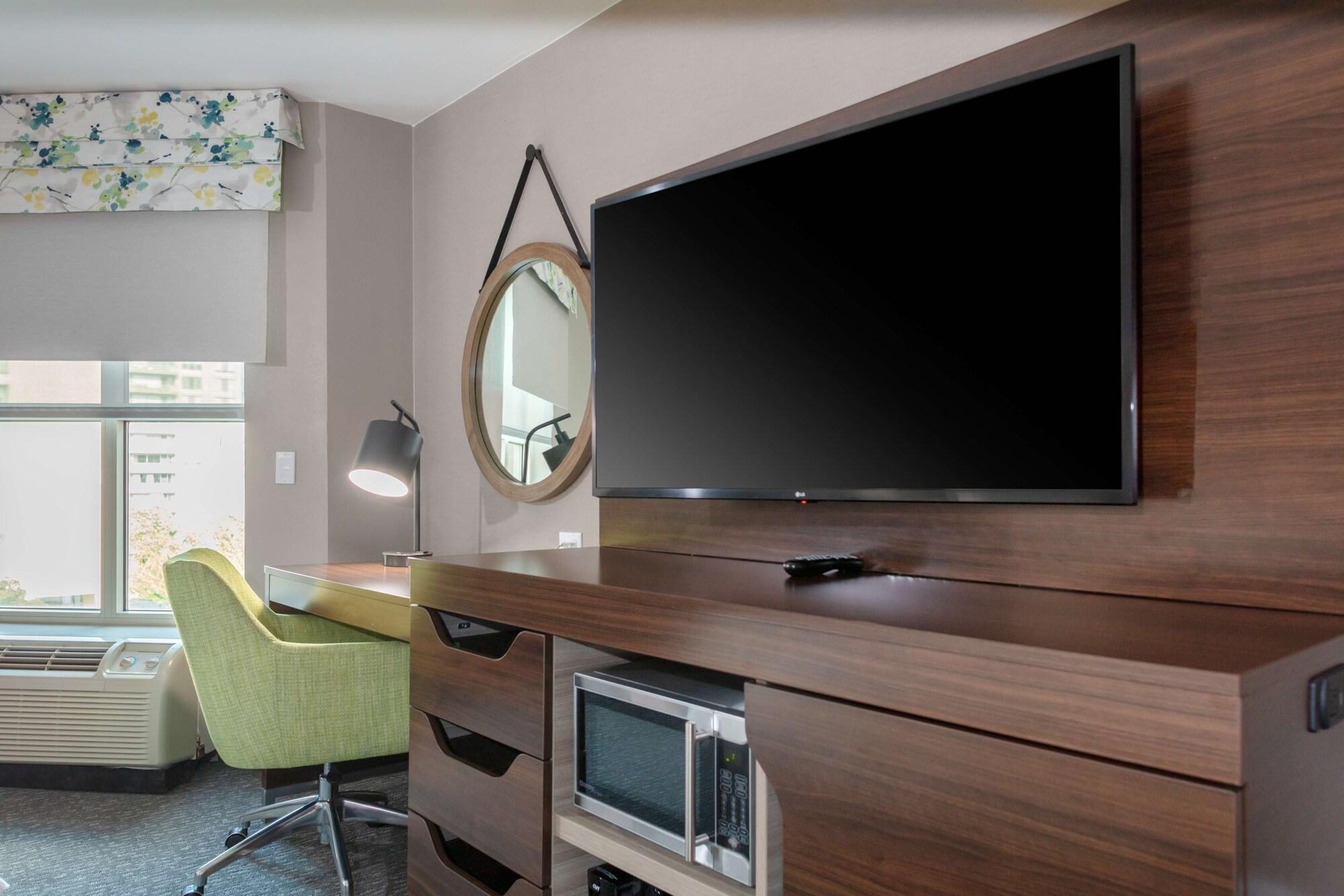 Hampton Inn & Suites Arlington Crystal City Dca Экстерьер фото