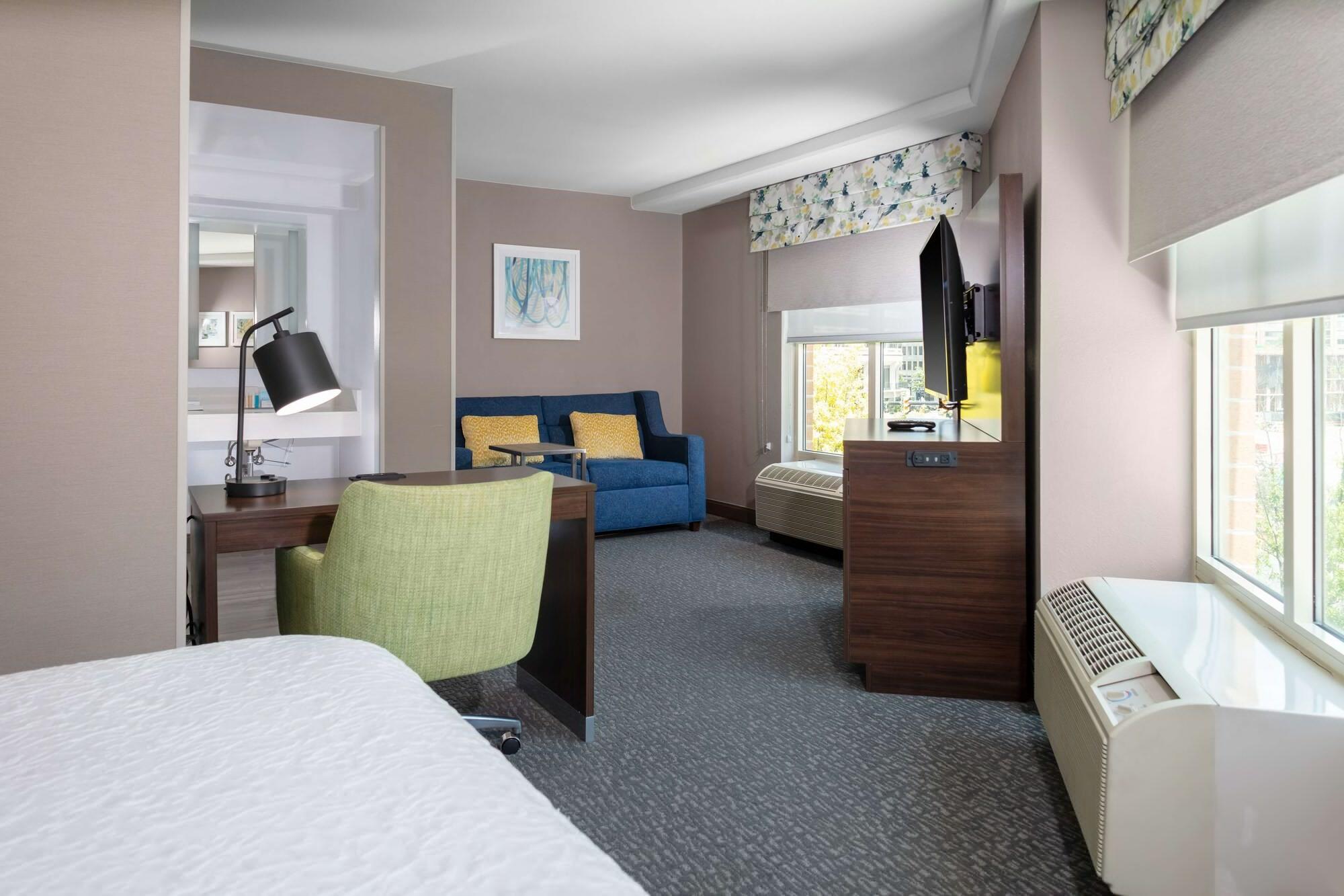 Hampton Inn & Suites Arlington Crystal City Dca Экстерьер фото