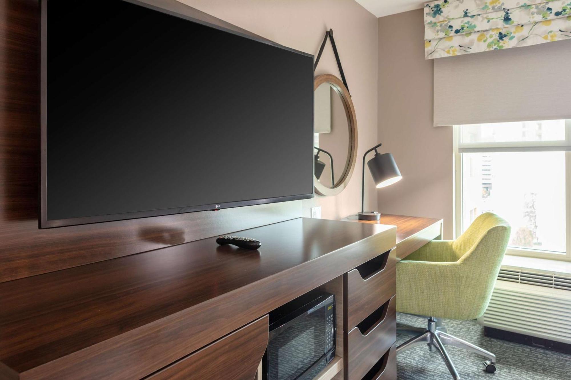 Hampton Inn & Suites Arlington Crystal City Dca Экстерьер фото