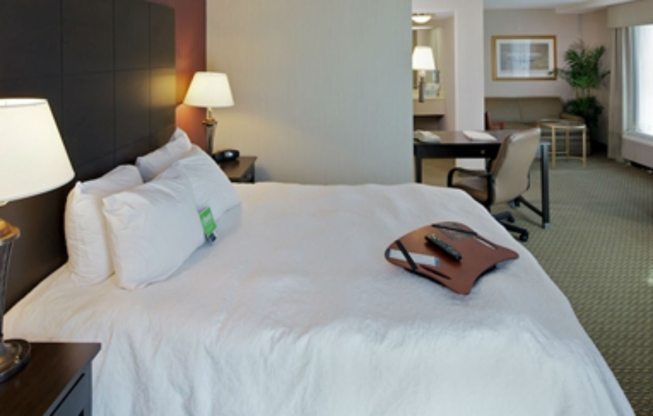 Hampton Inn & Suites Arlington Crystal City Dca Экстерьер фото